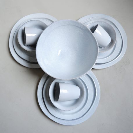 ib-laursen grey dunes dinerbord dinner plate stone ware hoog 3 cm diameter 28 cm en ontbijtbord en muesli bowl en mug en bowl large