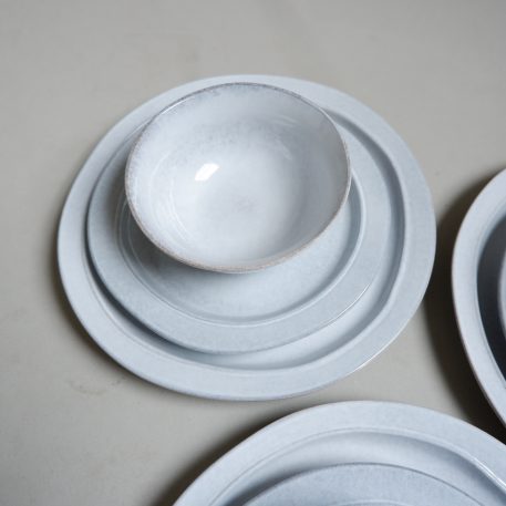ib-laursen grey dunes dinerbord dinner plate stone ware hoog 3 cm diameter 28 cm en ontbijtbord en muesli bowl1