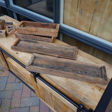 barnwood dienblad hoog 6 cm breed 39 cm diep 15 cm en dienblad lang laag hoog 3 cm breed 55 cm diep 15 cm trays truckwood railway wood oud hout