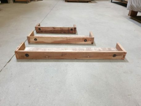 barnwood railway wood truckwood wandplanken breed 80 cm 60 cm en 45 cm diep 15 cm hoog 7 cm oud historisch hout1
