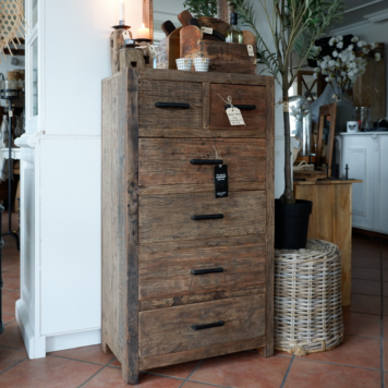 be-uniq 6 ladekast vergrijsd oud hout hoog 110 cm breed 60 cm diep 35 cm railway wood truckwood barnwood12.JPG