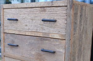 be-uniq vergrijsd oud houten meubelen tv meubelen dressoirs ladekasten sleeperwood barnwood truckwood railway wood