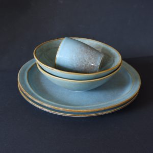 dunes dinerbord light blue en bowl en beker zonder oor ib-laursen dinner plate light blue dunes