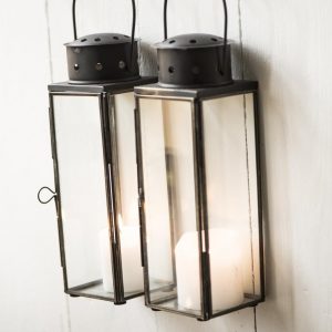lantaarn vierkant zwart metaal hoog 26 cm breed 8.5 cm diep 8.5 cm ib laursen lantern blavand3