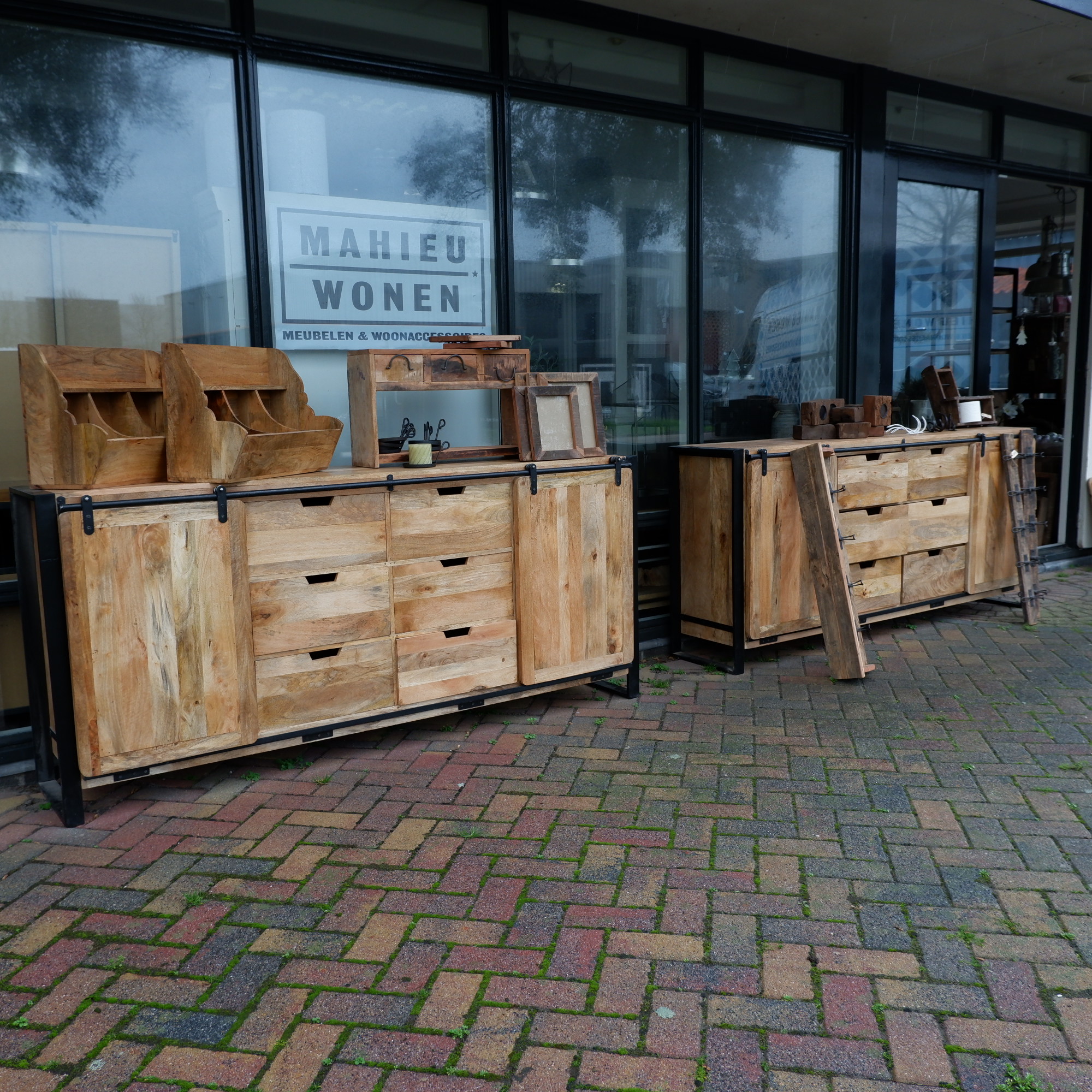 Beau travail dressoir XL 2 schuifdeuren en 6 lades GERESERVEERD - Afbeelding 12