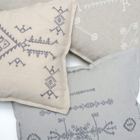Kussenhoesje 50x70 naturel linnen met wit embroidery - Afbeelding 3