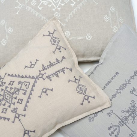 Kussenhoesje 50x70 naturel linnen met wit embroidery - Afbeelding 5