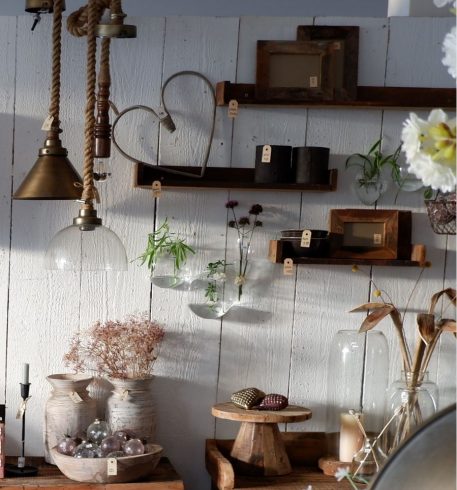 glazen wandvazen 5 modellen rond en bol druppel groot en klein rond en dik en punt wall vase clear affari of sweden1
