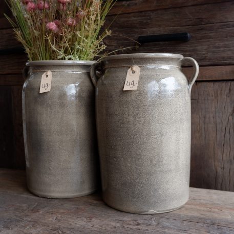vaas Toke met oren donker grijs met beige hoog 31 cm diameter 19 cm ib-laursen vase toke with ears cold painted