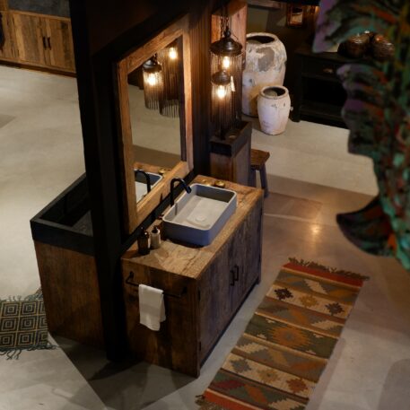 be uniq badkamer meubel riga oud vergrijsd en verwwerd hout hoog 80 cm breed 110 cm diep 50 cm7