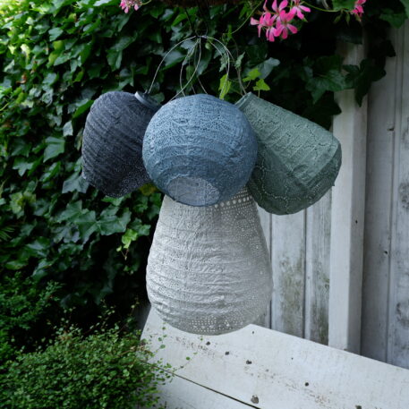 lumiz solar lampion drop 28 silver tulip 20 sage green round 20 grey bluw balloon 20 dark grey