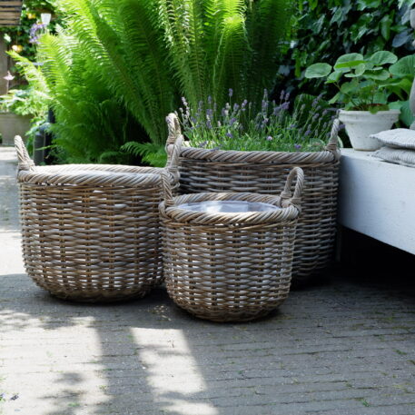 Mand met grepen rond en plastic voering grijs rotan 3 maten - Afbeelding 2