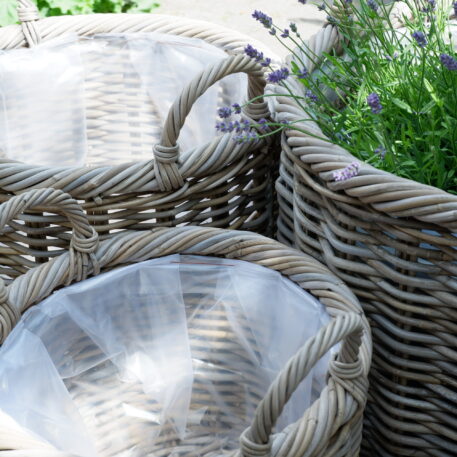 Mand met grepen rond en plastic voering grijs rotan 3 maten - Afbeelding 5
