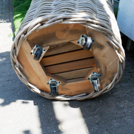 Mand met grepen rond op wielen grijs rotan - Afbeelding 5
