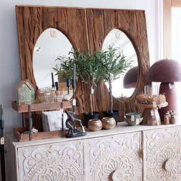 spiegel ovaal old wood lijst is 110 cm hoog en 65 cm breed glas is 73 cm hoog en 43 cm breed houtdikte 3.5 cm