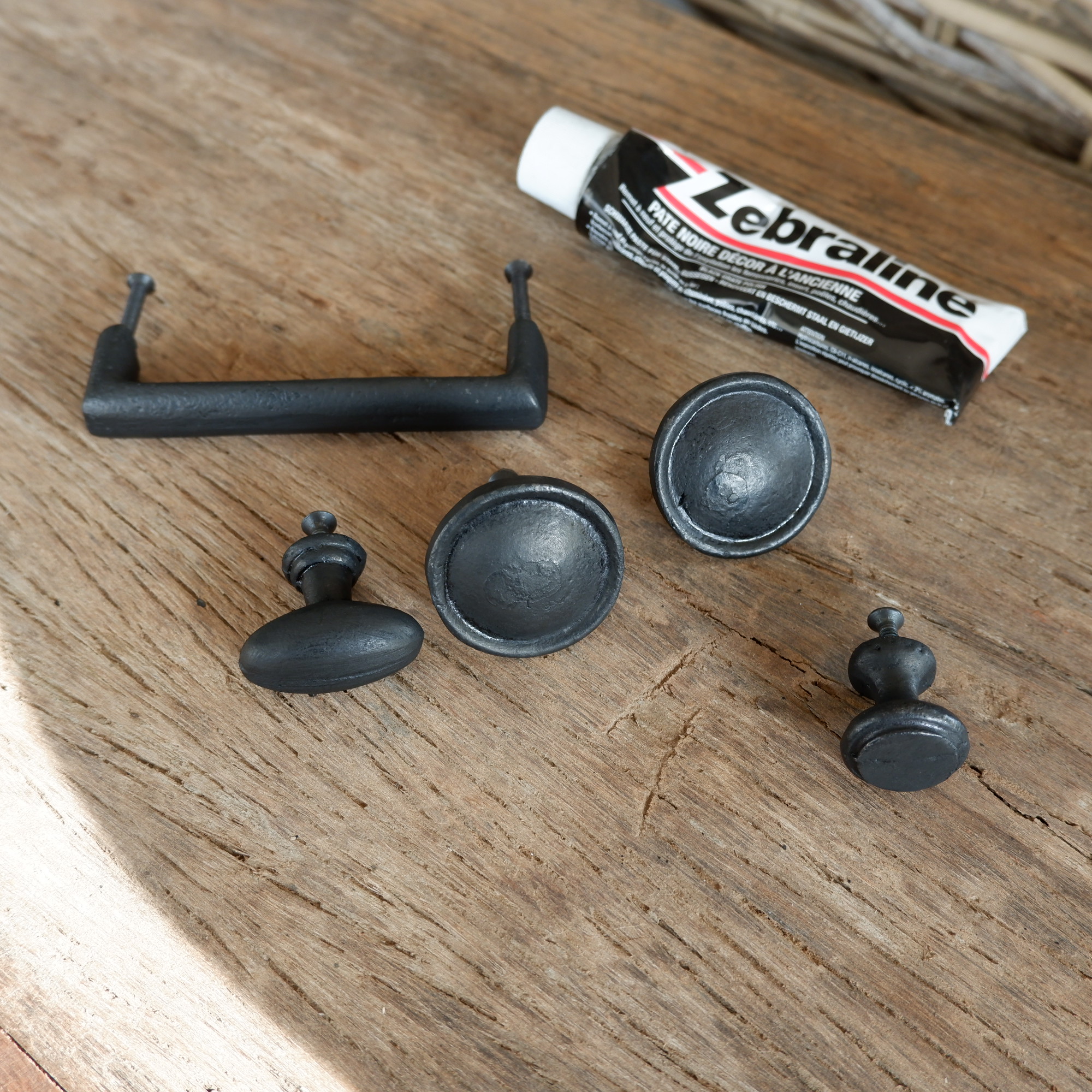 be uniq handgrepen kast knoppen ladeknoppen antiek zwart smeedijzer en behandelt met kachelpoets