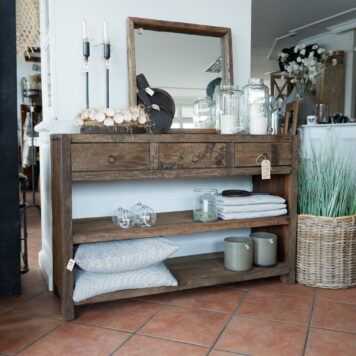 sidetable of wandtafel old wood 3 lades 2 planken 80 cm hoog 120 cm breed 40 cm diep oud vergrijsd teak hout