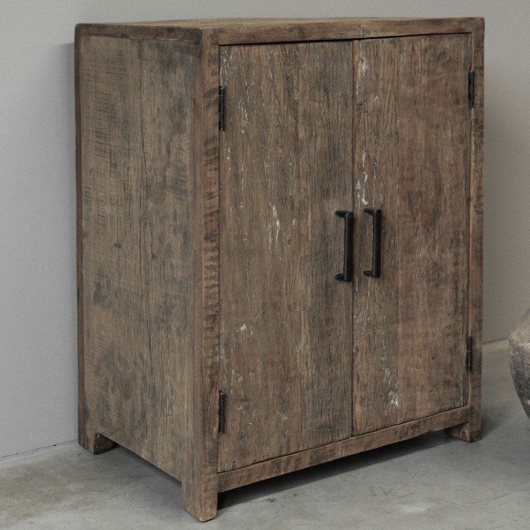 be uniq 2 deurs kastje oud vergrijsd hardhout hoog 80 cm breed 60 cm diep 40 cm limited edition1