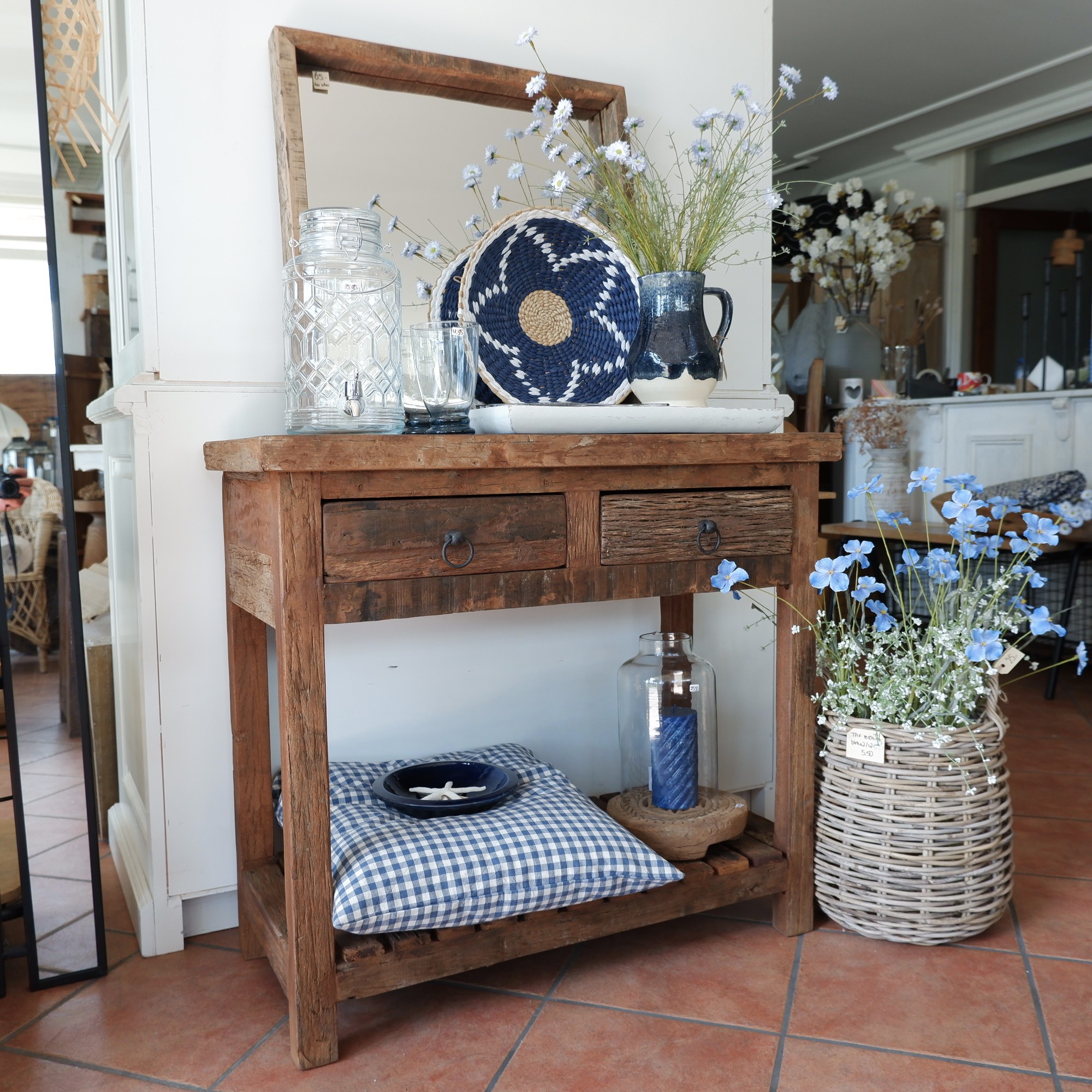 haltafel old wood 2 lades en onderplank hoog 79 cm breed 86 cm diep 39 cm wandtafel sidetable oud hout1a