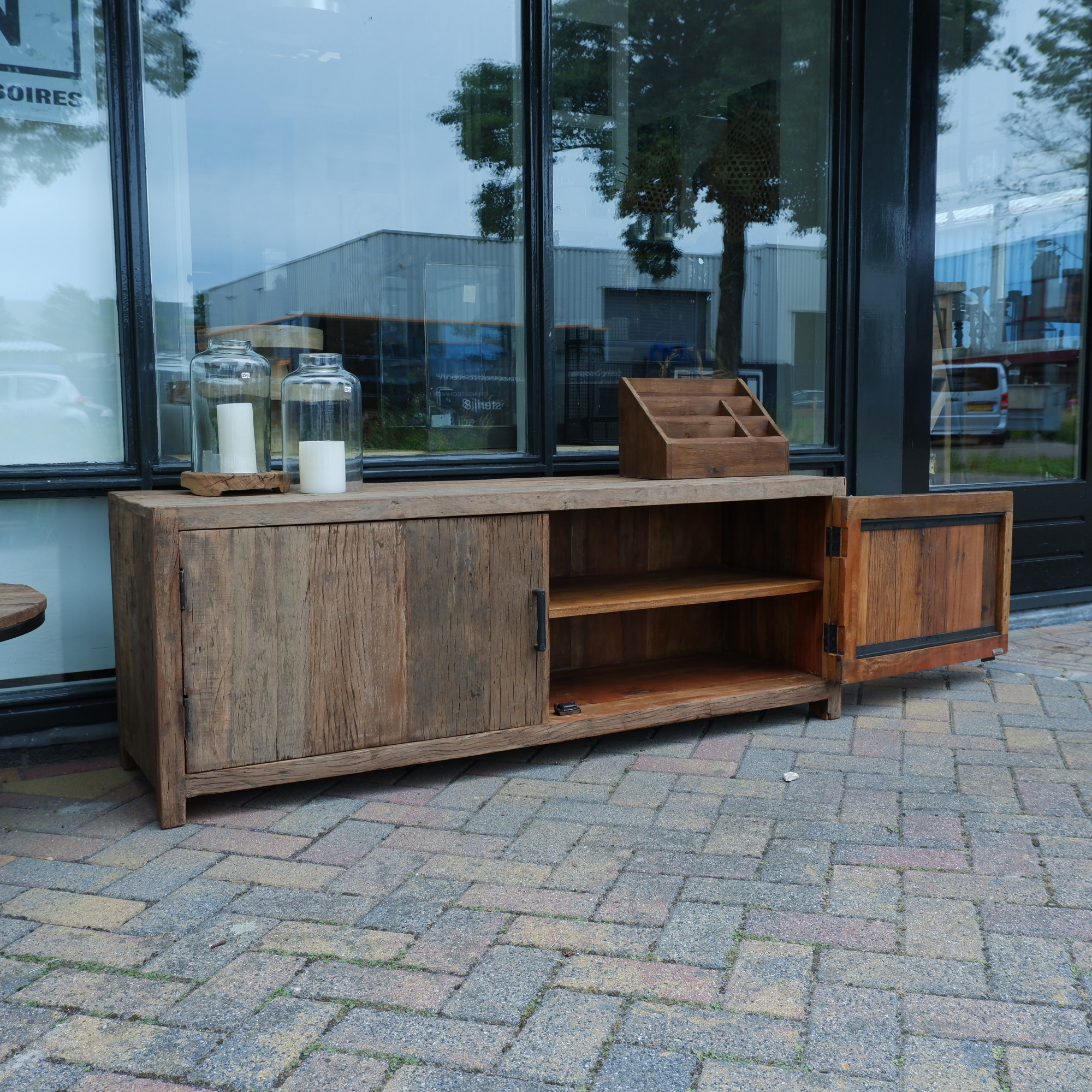 Tv dressoir Monaco 2 deuren oud vergrijsd hout VERWACHT 1 JULI - Afbeelding 4